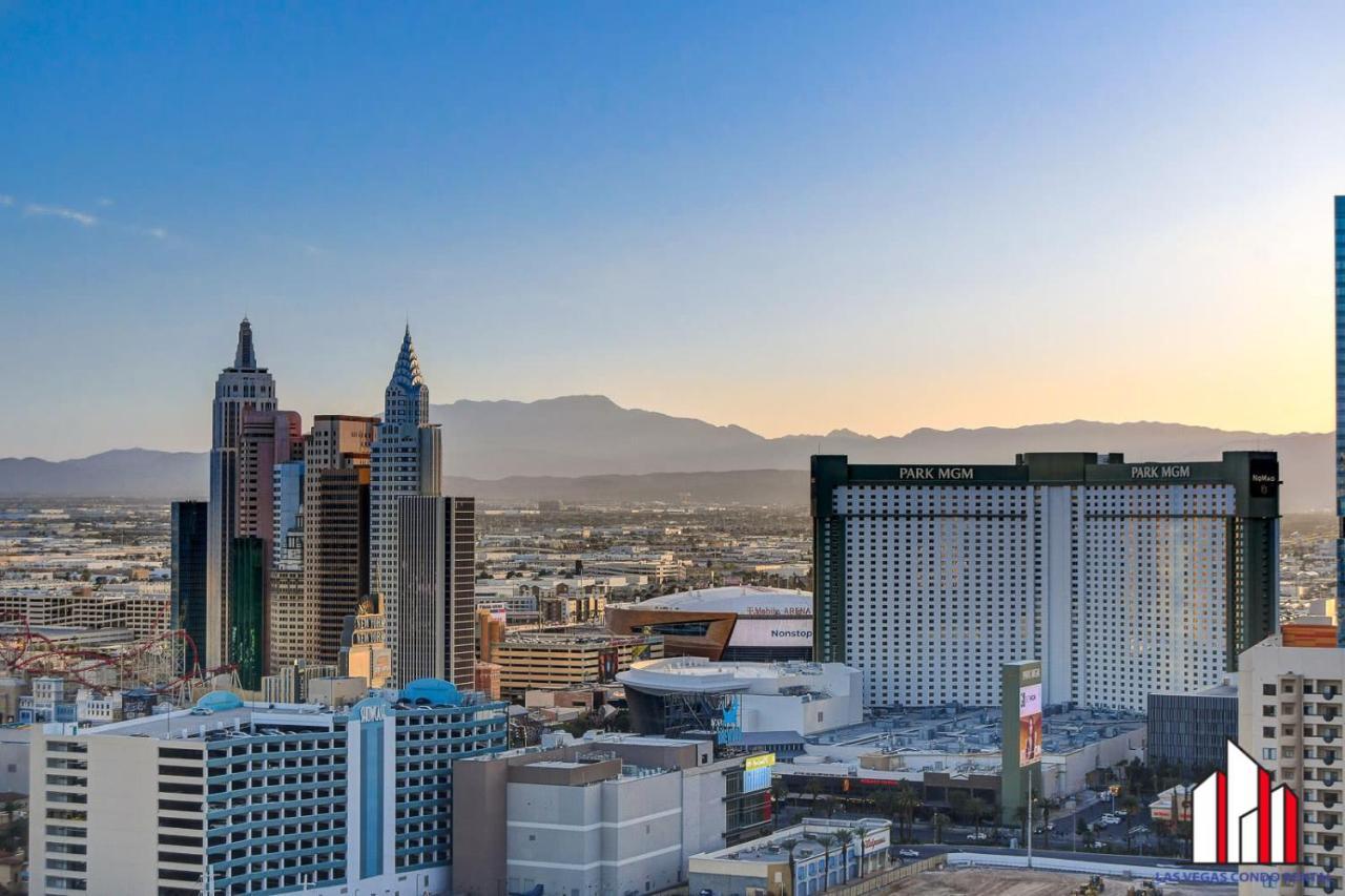 Mgm Signature-28-705 F1 Track & Strip View Balcony Las Vegas Bagian luar foto